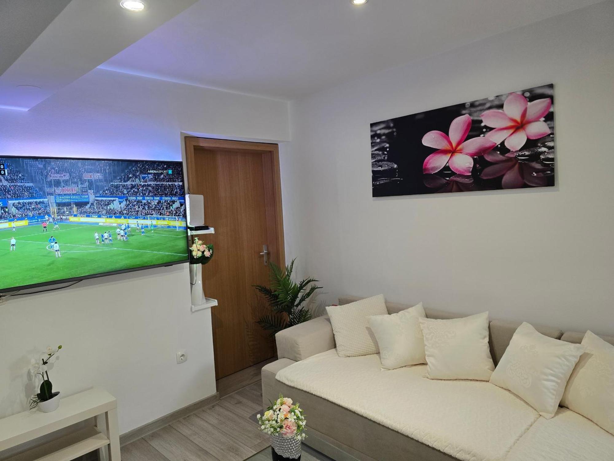 Apartment Blanca With Jacuzzi,Terase And Private Parking Kaštela Exteriér fotografie